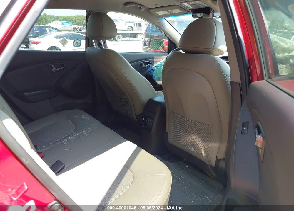 2015 HYUNDAI TUCSON VIN: KM8JUCAG2FU053057