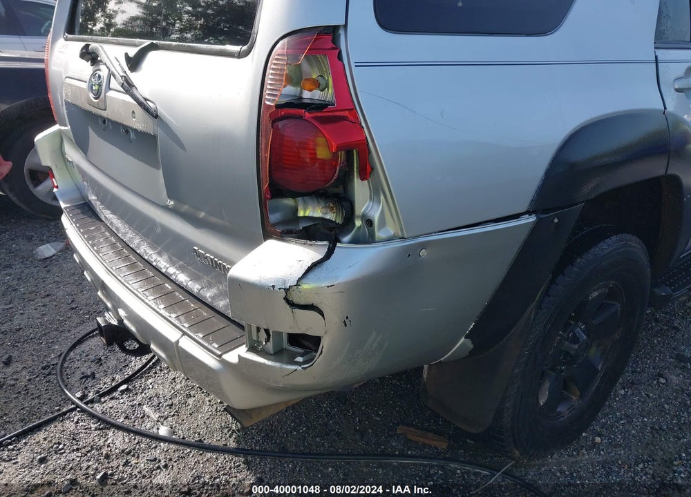 2004 TOYOTA 4RUNNER SR5 V8 VIN: JTEZT14R240014609