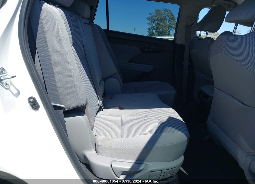 2023 TOYOTA HIGHLANDER HYBRID LE VIN: 5TDZARAH4PS518035