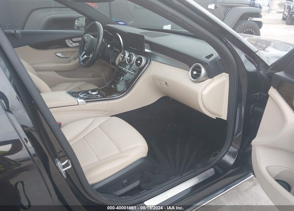 2019 MERCEDES-BENZ C 300 VIN: 55SWF8DB0KU298782