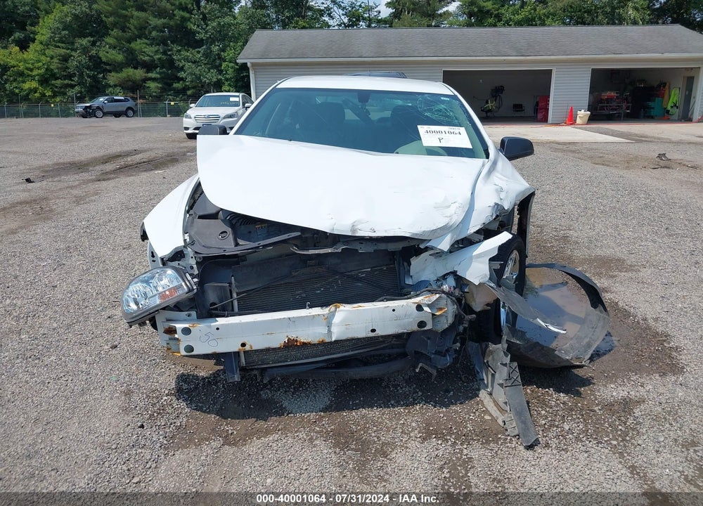 2011 CHEVROLET MALIBU LS VIN: 1G1ZB5E10BF147931