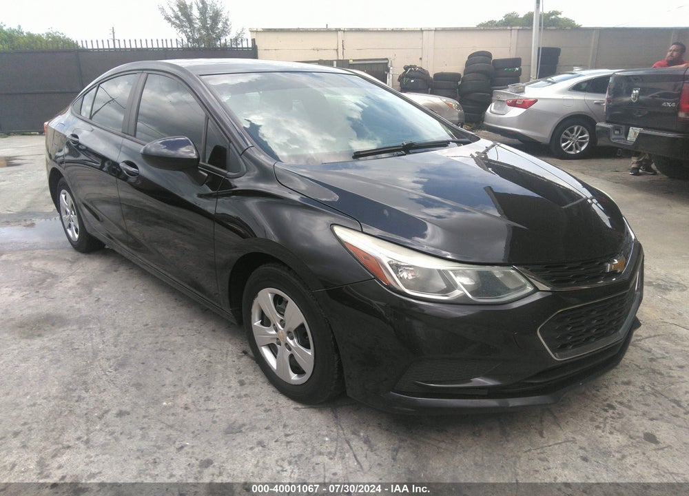 2018 CHEVROLET CRUZE LS VIN: 1G1BC5SM7J7201201