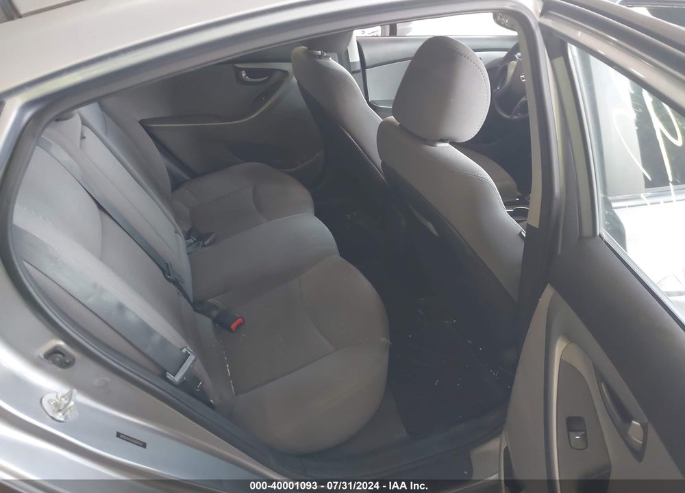 2016 HYUNDAI ELANTRA SE VIN: 5NPDH4AE9GH697922