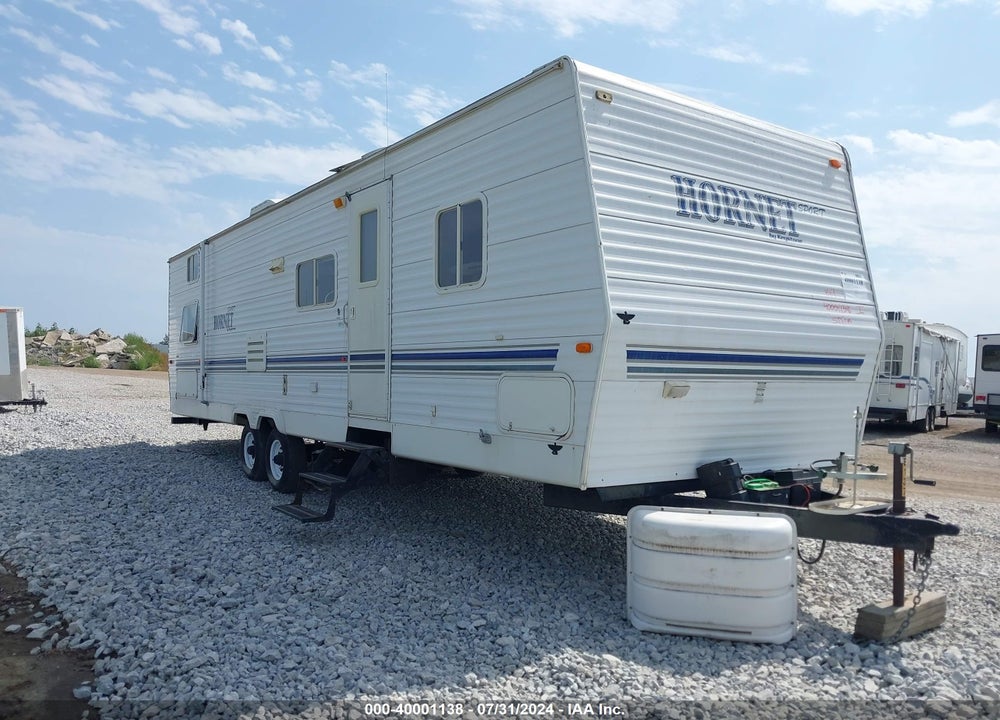 2004 KEYSTONE HORNET SPORT 32DS VIN: 4YDT32D2X4E311713