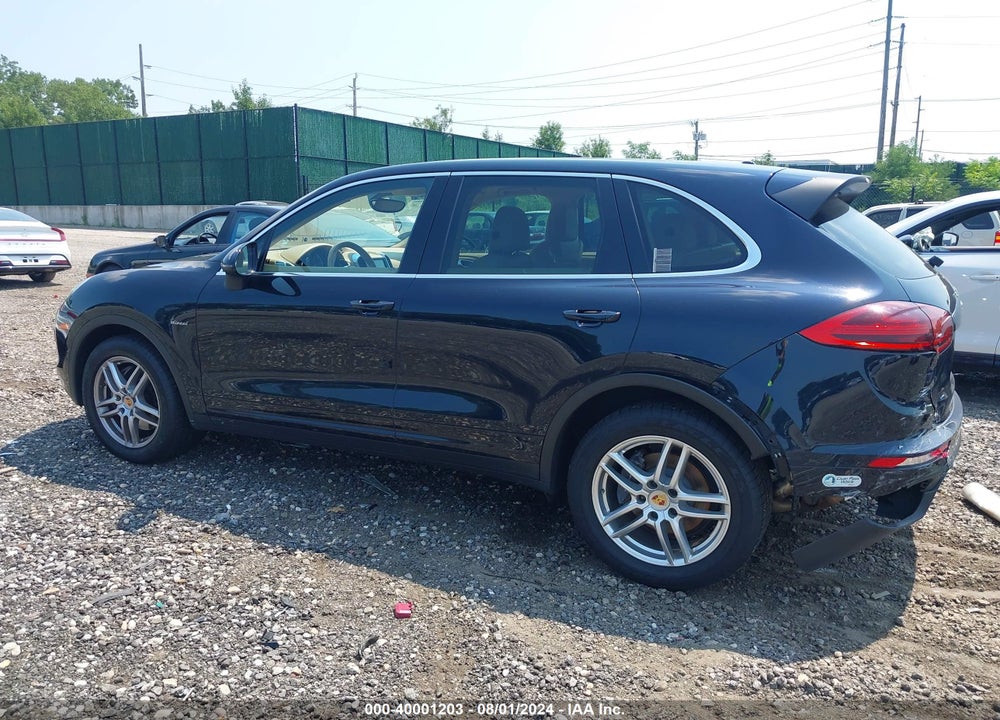 2015 PORSCHE CAYENNE DIESEL VIN: WP1AF2A26FLA41303