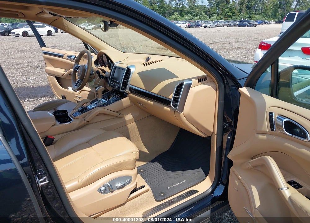2015 PORSCHE CAYENNE DIESEL VIN: WP1AF2A26FLA41303