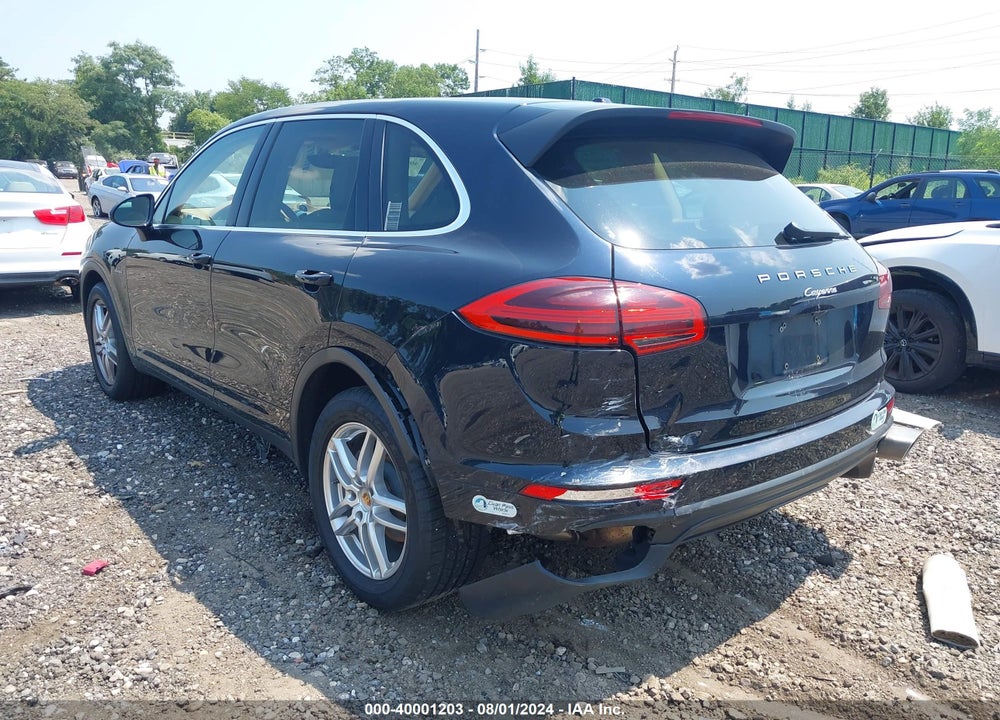 2015 PORSCHE CAYENNE DIESEL VIN: WP1AF2A26FLA41303