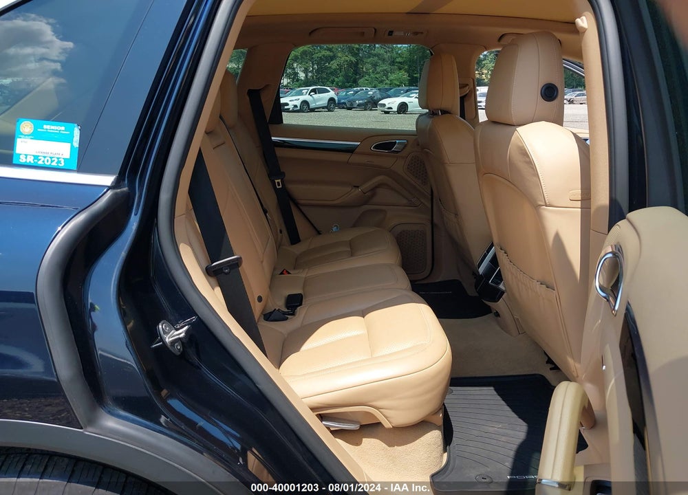 2015 PORSCHE CAYENNE DIESEL VIN: WP1AF2A26FLA41303