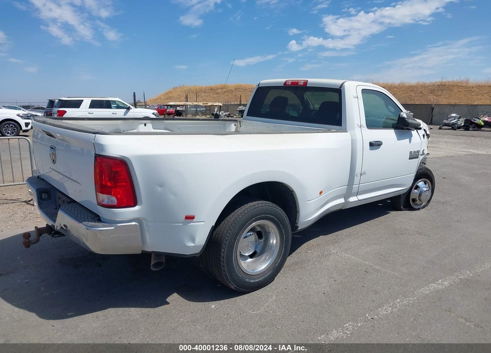 2018 RAM 3500 TRADESMAN REGULAR CAB 4X2 8' BOX VIN: 3C63RPAL2JG372139