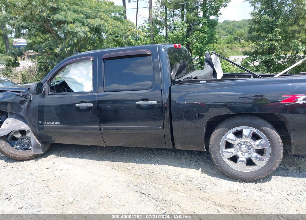 2013 CHEVROLET SILVERADO 1500 LT VIN: 3GCPKSE71DG214393