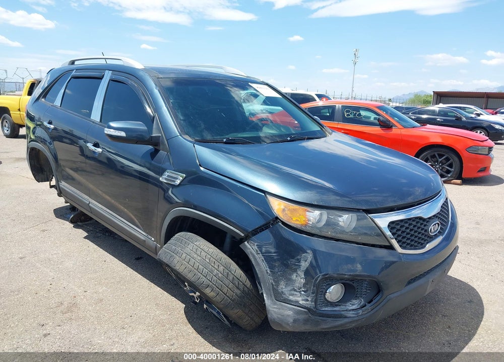 2011 KIA SORENTO EX V6 VIN: 5XYKU4A29BG070825