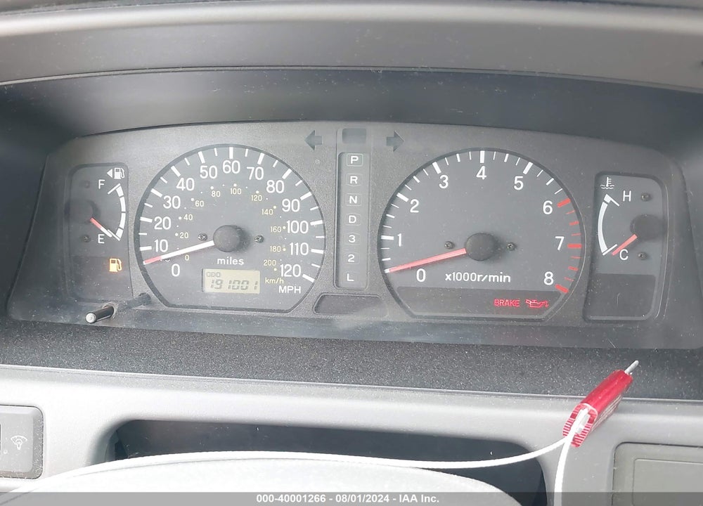 2000 MITSUBISHI MONTERO SPORT ES VIN: JA4LS21H9YP056524
