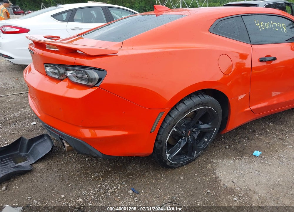 2019 CHEVROLET CAMARO 2SS VIN: 1G1FH1R76K0104304