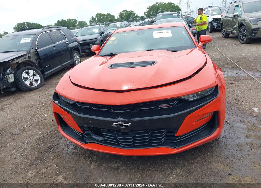 2019 CHEVROLET CAMARO 2SS VIN: 1G1FH1R76K0104304