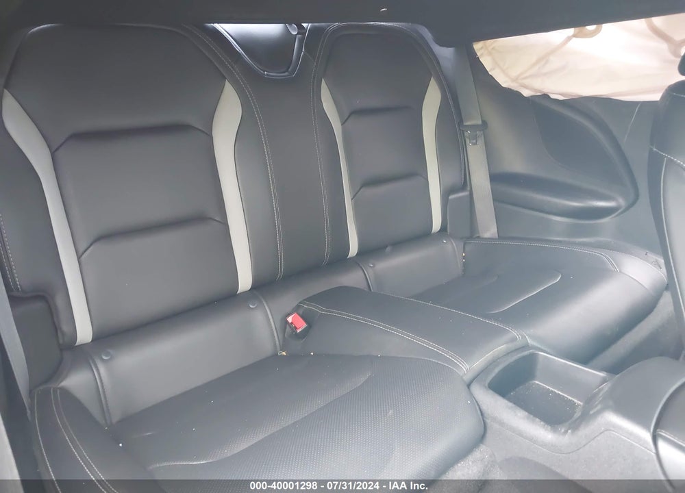 2019 CHEVROLET CAMARO 2SS VIN: 1G1FH1R76K0104304