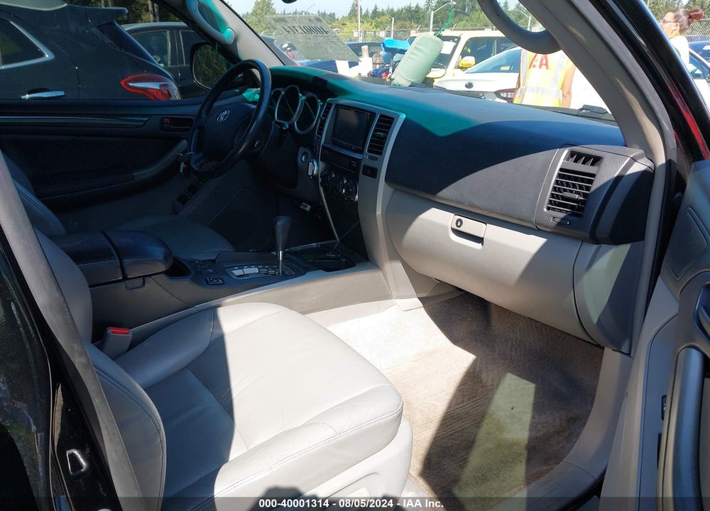 2005 TOYOTA 4RUNNER LIMITED V8 VIN: JTEBT17R450051384