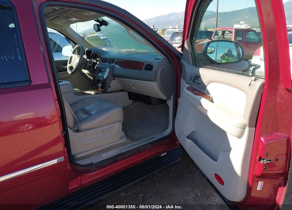 2009 CHEVROLET SUBURBAN 1500 LTZ VIN: 1GNFK36369R302853