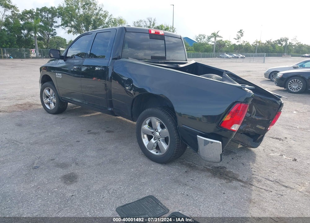 2018 RAM 1500 SLT QUAD CAB 4X2 6'4 BOX VIN: 1C6RR6GG0JS104830