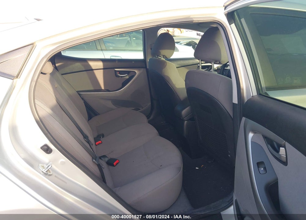 2015 HYUNDAI ELANTRA SE VIN: 5NPDH4AE2FH618959