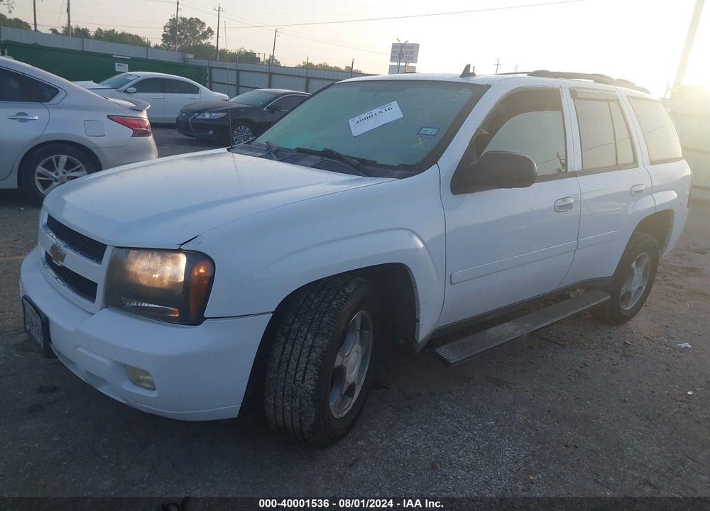 2008 CHEVROLET TRAILBLAZER VIN: 1GNDS13S182175735