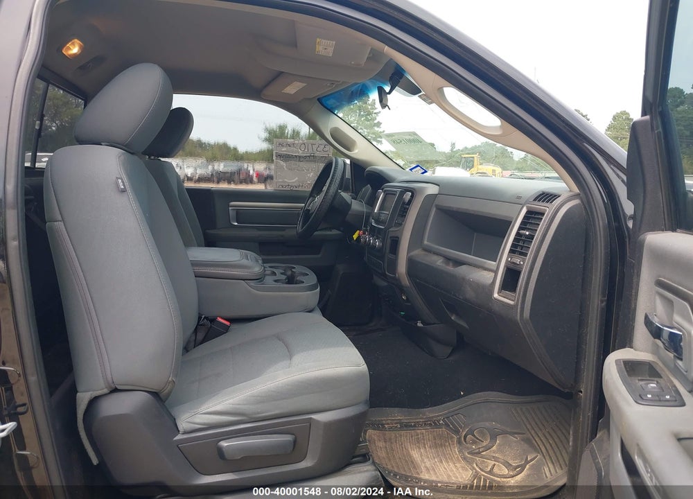 2013 RAM 1500 TRADESMAN VIN: 3C6JR6AG6DG586527