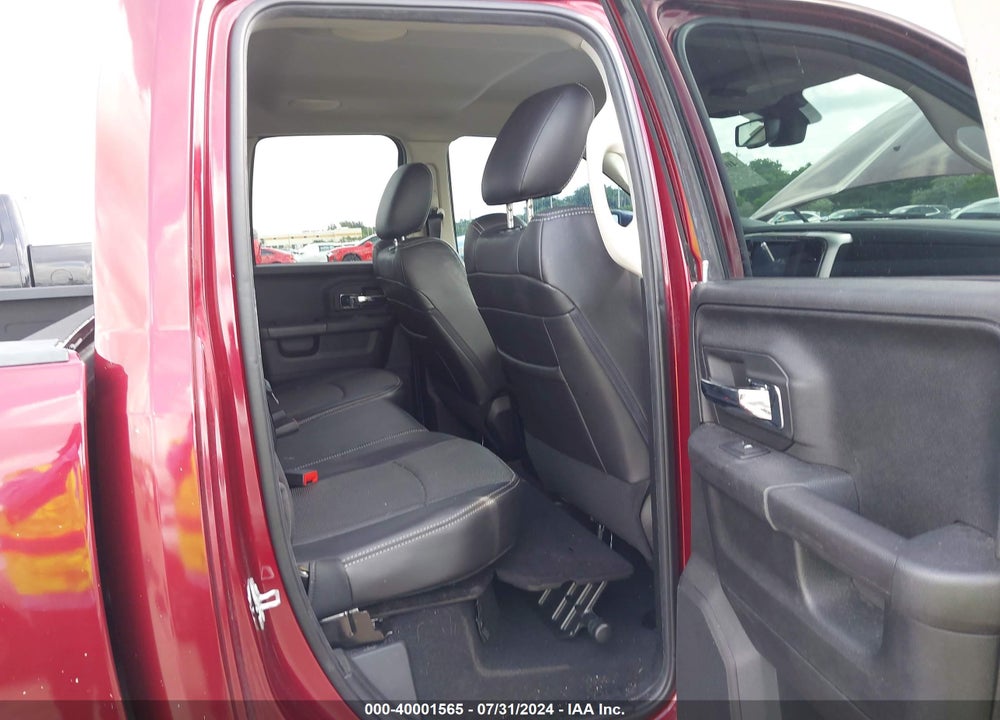 2017 RAM 1500 LAIE QUAD CAB 4X2 6'4 BOX VIN: 1C6RR6JT3HS519320