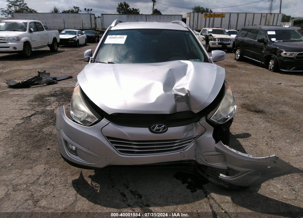 2013 HYUNDAI TUCSON GLS VIN: KM8JUCACXDU714442