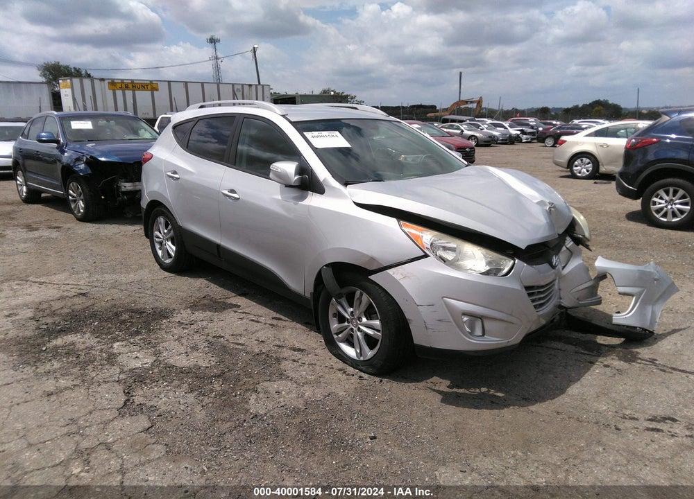 2013 HYUNDAI TUCSON GLS VIN: KM8JUCACXDU714442