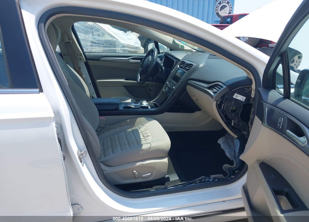 2019 FORD FUSION HYBRID SE VIN: 3FA6P0LUXKR241769