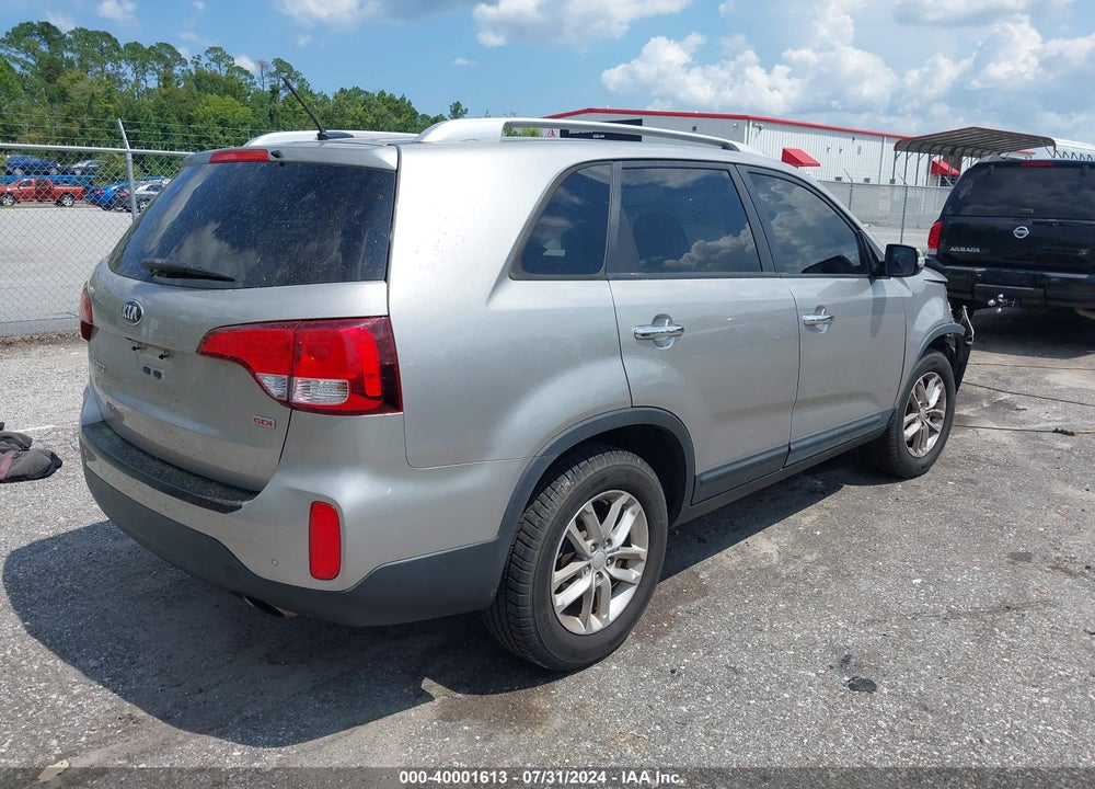 2014 KIA SORENTO LX VIN: 5XYKT4A6XEG544842