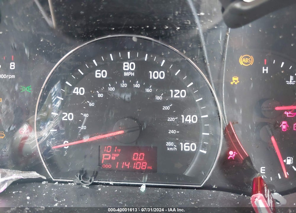 2014 KIA SORENTO LX VIN: 5XYKT4A6XEG544842