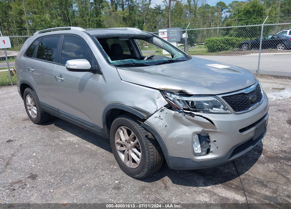 2014 KIA SORENTO LX VIN: 5XYKT4A6XEG544842
