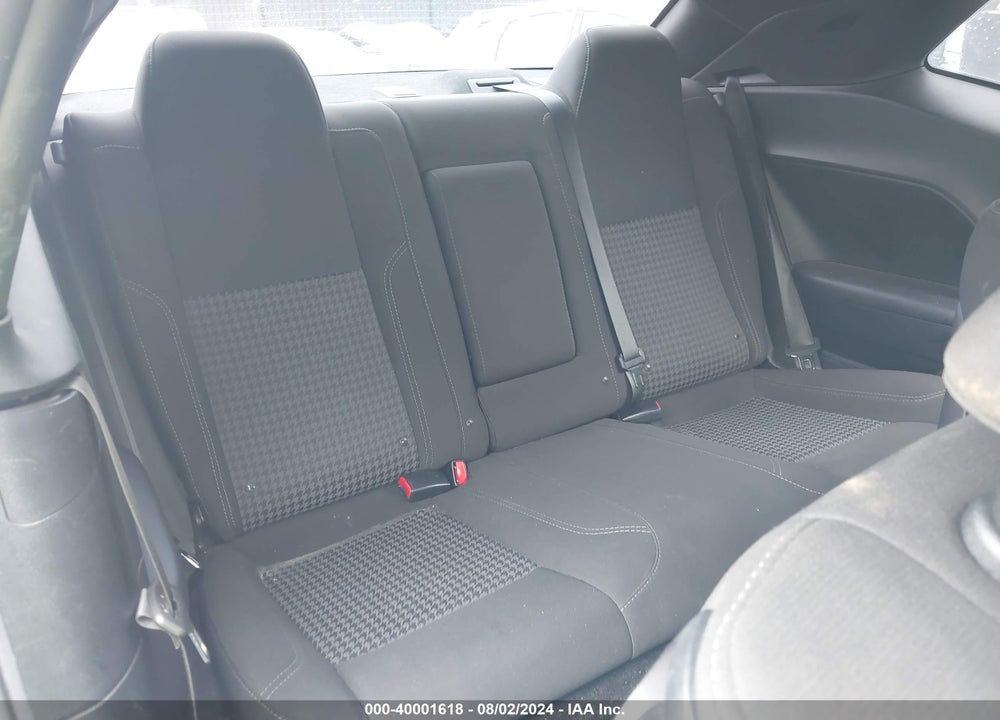 2016 DODGE CHALLENGER SXT VIN: 2C3CDZAG7GH107493