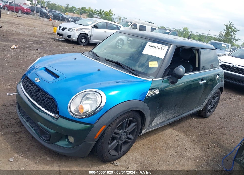 2012 MINI COOPER S VIN: WMWSV3C5XCTY27717