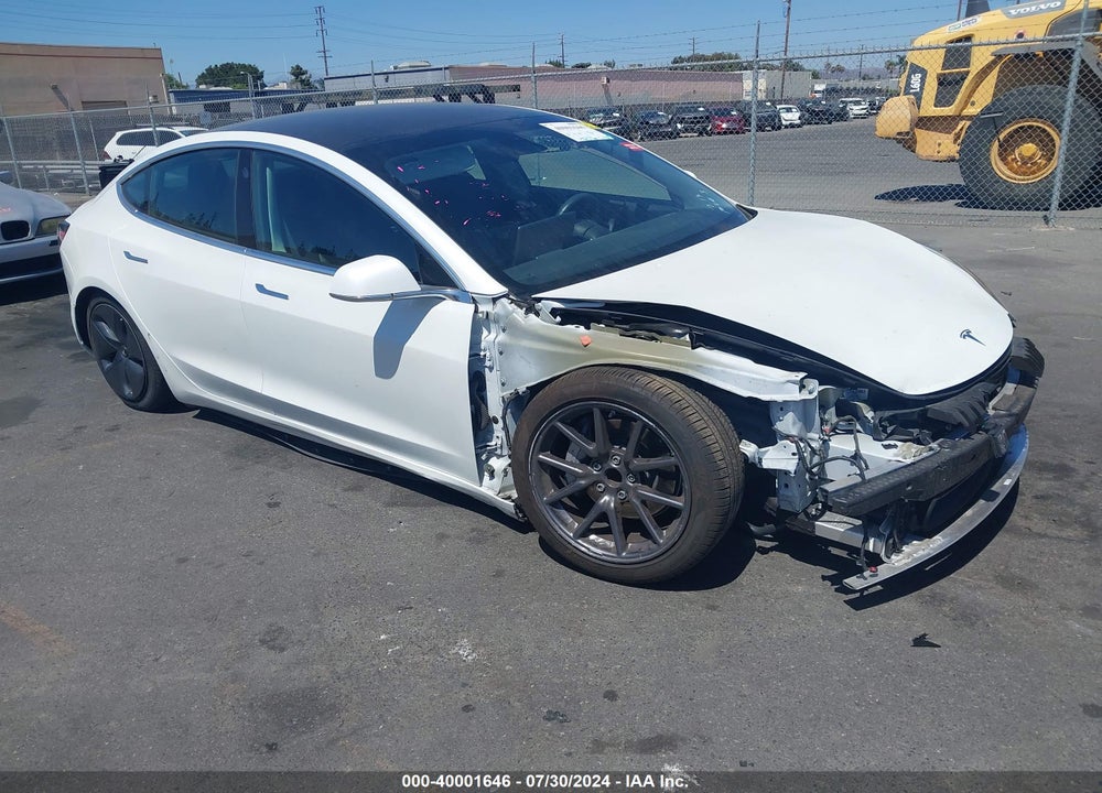 2020 TESLA MODEL 3 STANDARD RANGE PLUS REAR-WHEEL DRIVE/STANDARD RANGE REAR-WHEEL DRIVE VIN: 5YJ3E1EAXLF739999