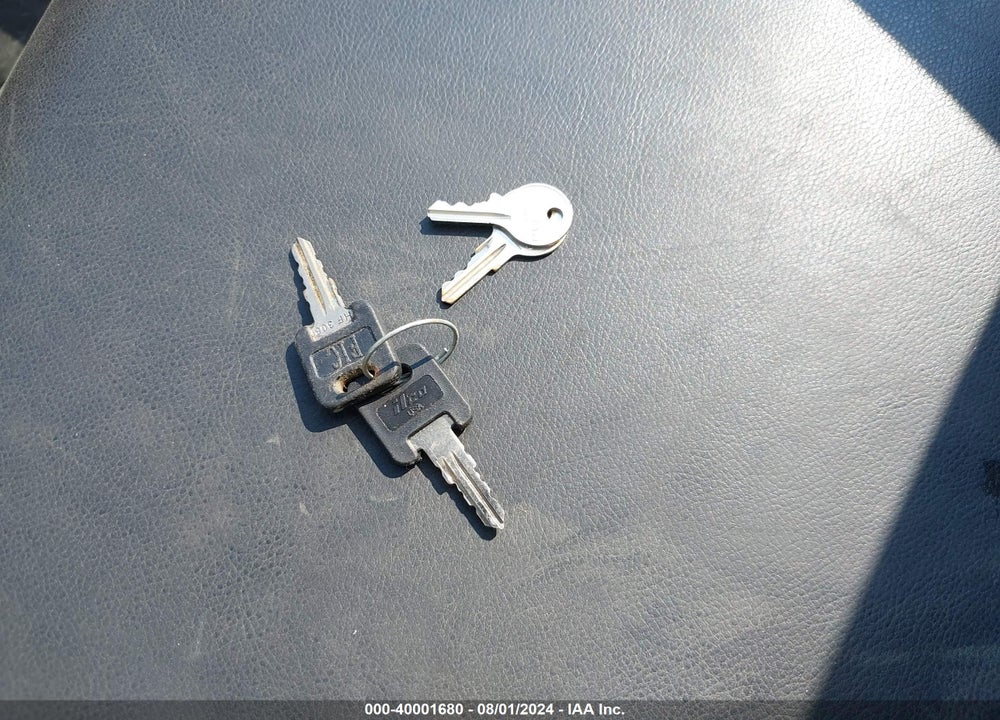 2008 FOREST RIVER CHEROKEE VIN: 4X4TWBC288T135509