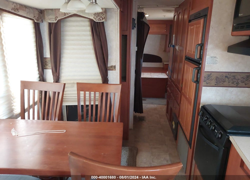 2008 FOREST RIVER CHEROKEE VIN: 4X4TWBC288T135509