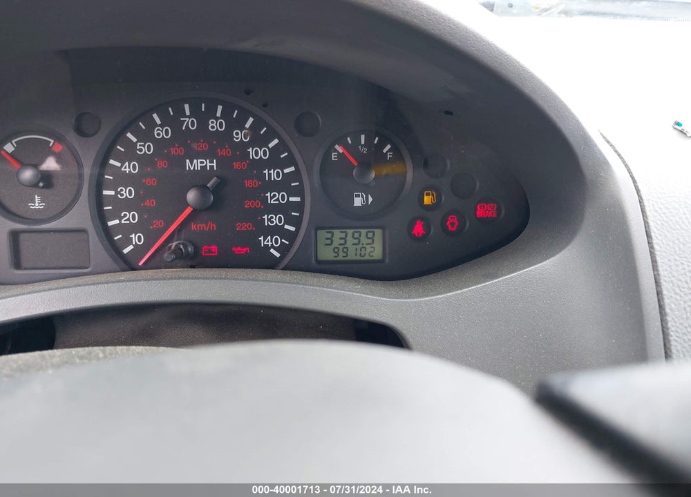 2005 FORD FOCUS ZX4 VIN: 1FAFP34N85W290821