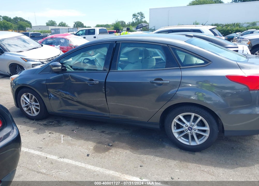 2017 FORD FOCUS SE VIN: 1FADP3F2XHL337721