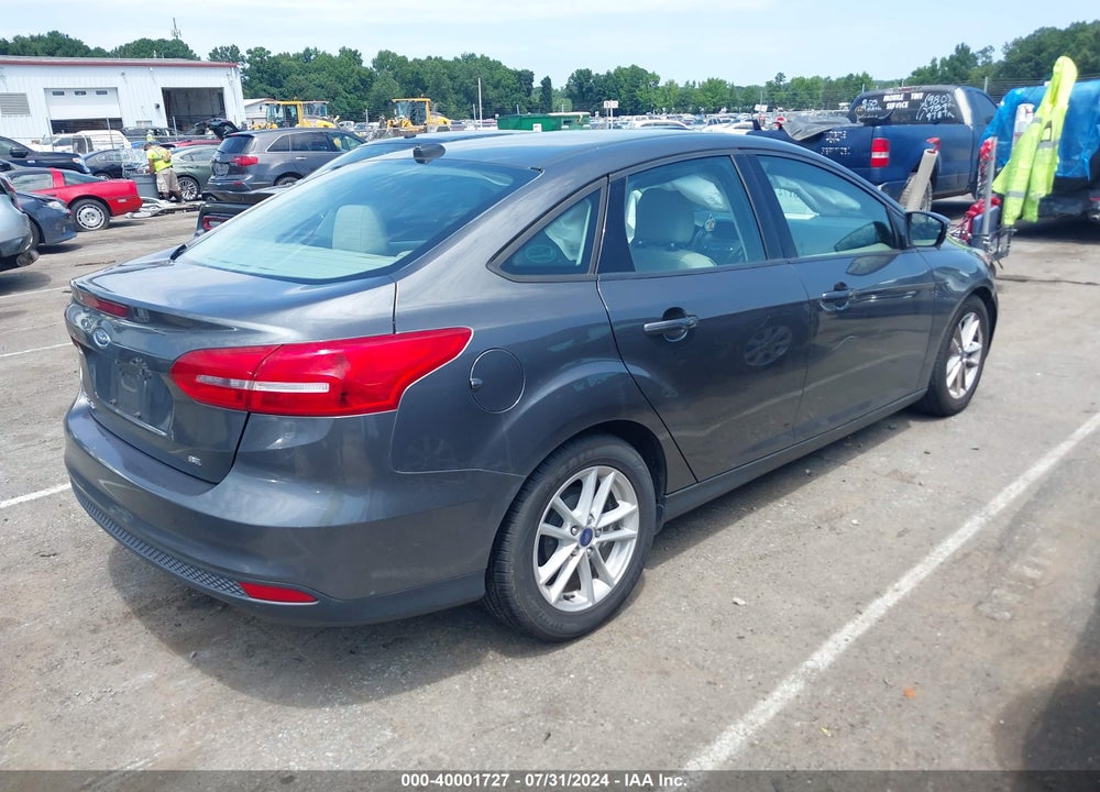 2017 FORD FOCUS SE VIN: 1FADP3F2XHL337721