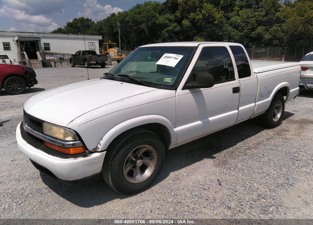 1998 CHEVROLET S-10 LS FLEETSIDE VIN: 1GCCS1947WK203435