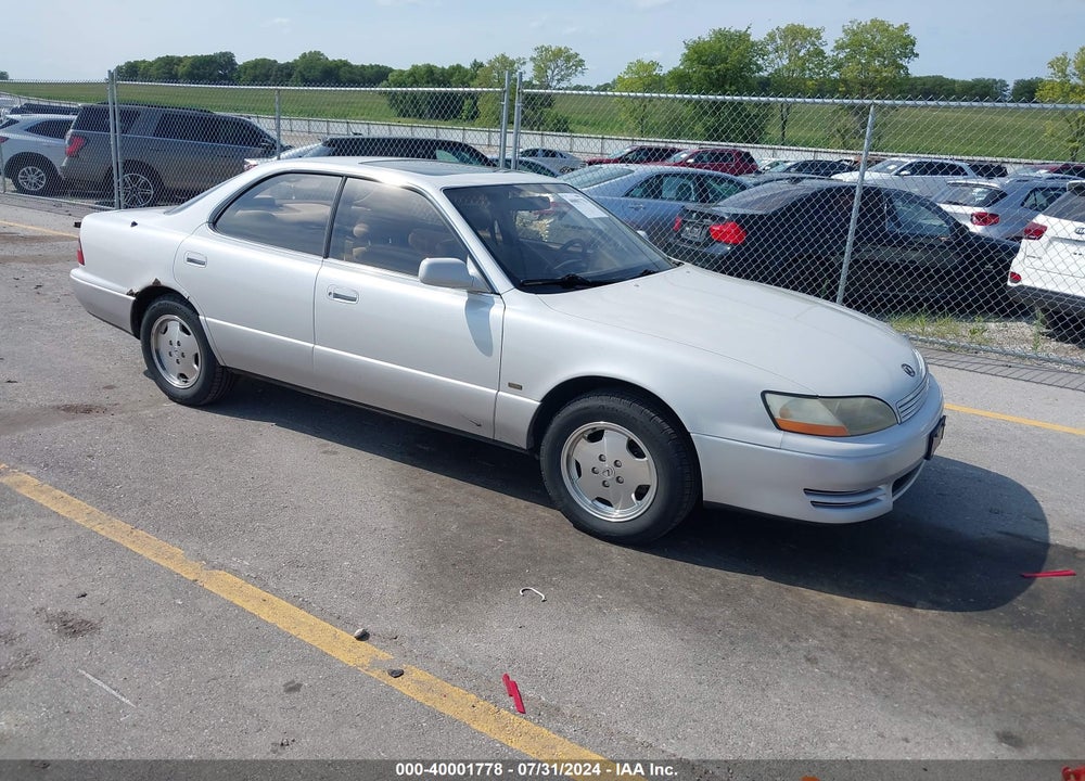 1996 LEXUS ES 300 VIN: JT8BF12G7T0171094