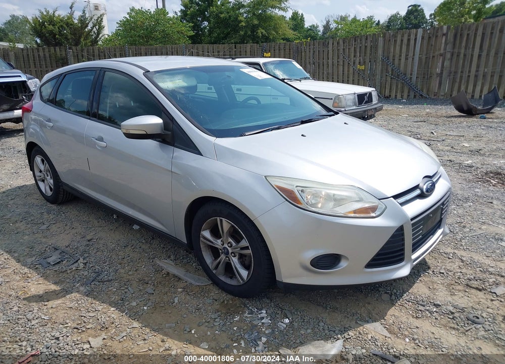 2014 FORD FOCUS SE VIN: 1FADP3K28EL318439