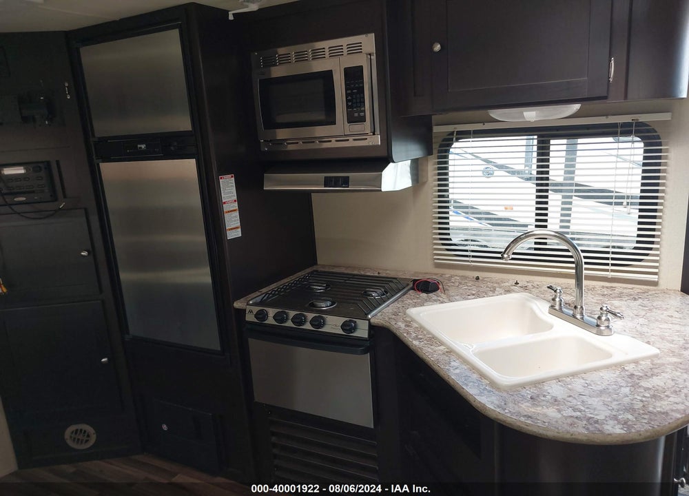 2016 KODIAK 264RLSL VIN: 4YDT26423GJ970187