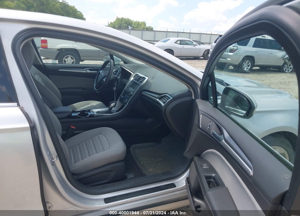 2016 FORD FUSION VIN: 3FA6P0G79GR402723