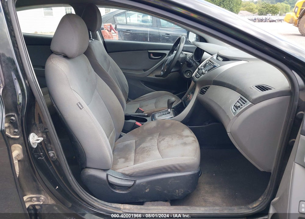 2013 HYUNDAI ELANTRA GLS VIN: 5NPDH4AE9DH322561