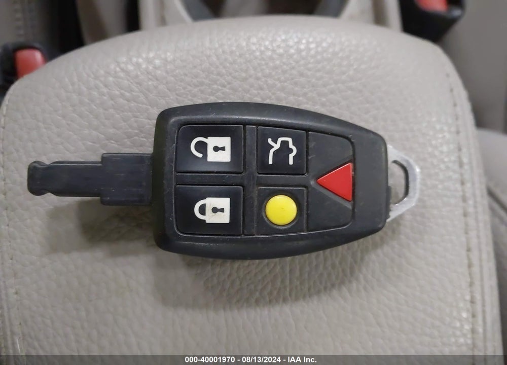 2007 VOLVO S40 T5 VIN: YV1MH682672279904