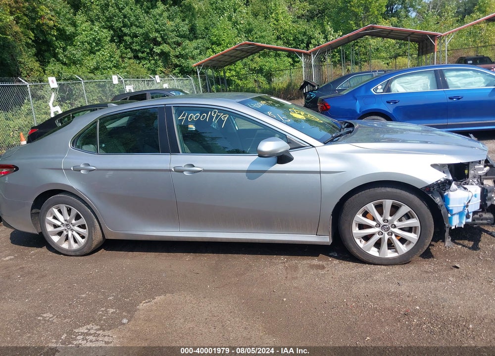 2020 TOYOTA CAMRY LE VIN: 4T1C11AK8LU902078