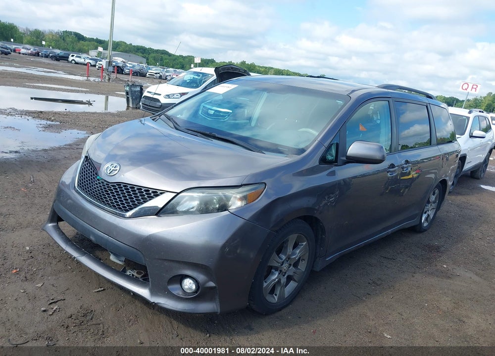 2011 TOYOTA SIENNA SE VIN: 5TDXK3DC1BS065700