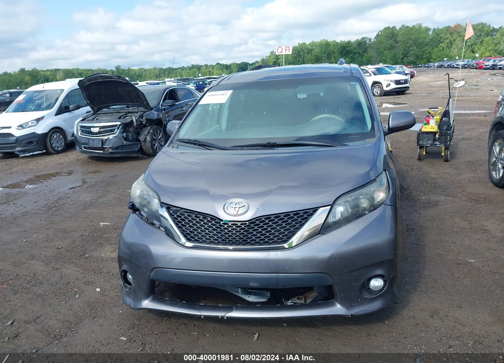 2011 TOYOTA SIENNA SE VIN: 5TDXK3DC1BS065700